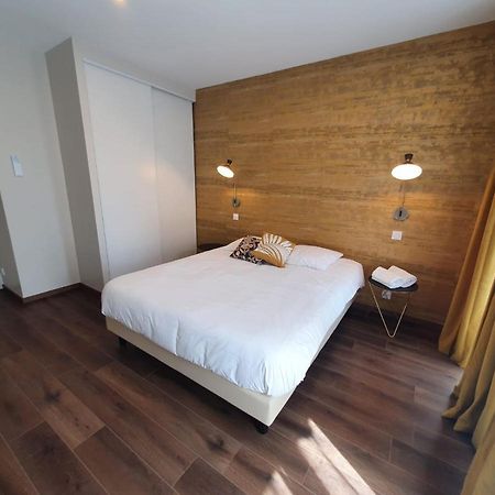 Legend Majestic - 3 Chambres - Parking Prive Gratuit - Centre Ville - Quai De Saone - Gare - Fibre Macon Exterior photo