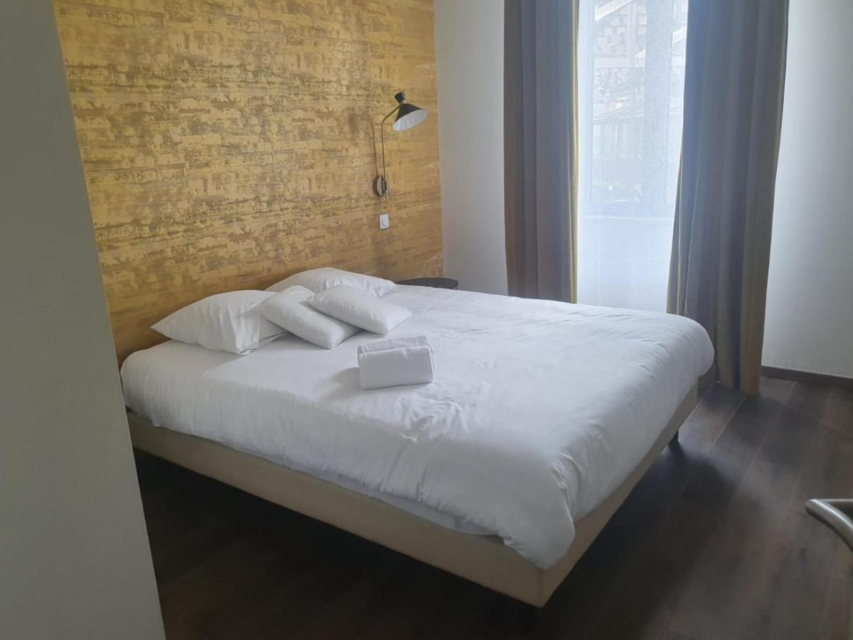 Legend Majestic - 3 Chambres - Parking Prive Gratuit - Centre Ville - Quai De Saone - Gare - Fibre Macon Exterior photo